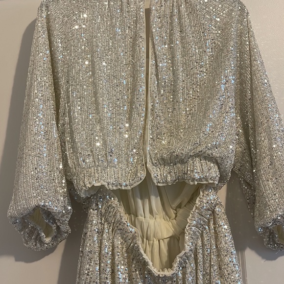 Sparkley romper with open back - Picture 4 of 4